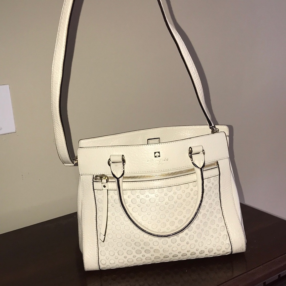 Off-white Kate Spade Hand/ shoulder bag!